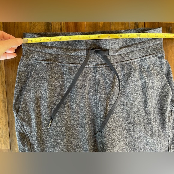 Lululemon Ready to Rulu High-Rise Cropped Jogger - Picture 6 of 10